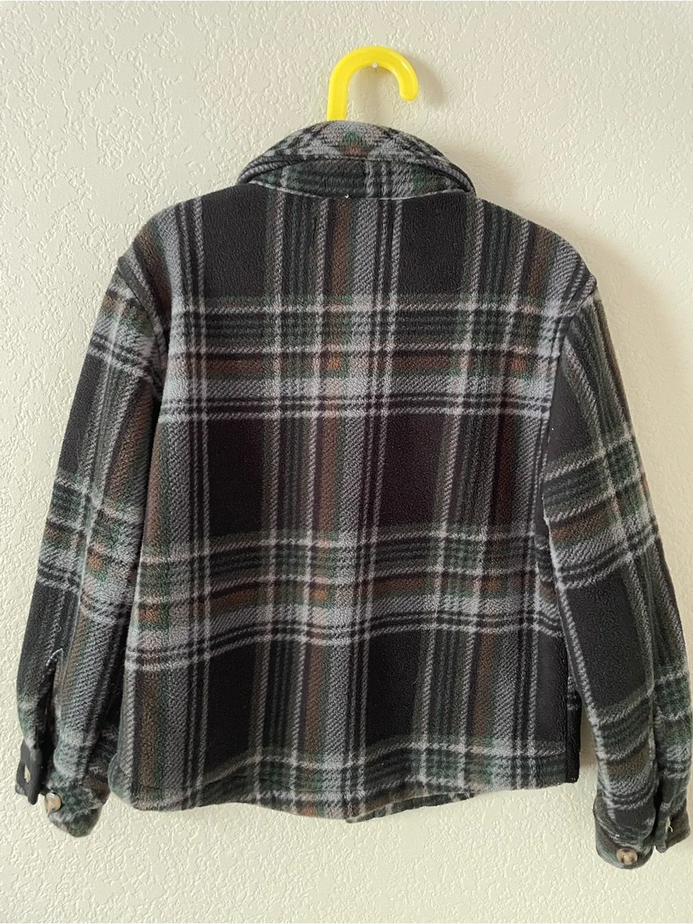 N/A cozy black